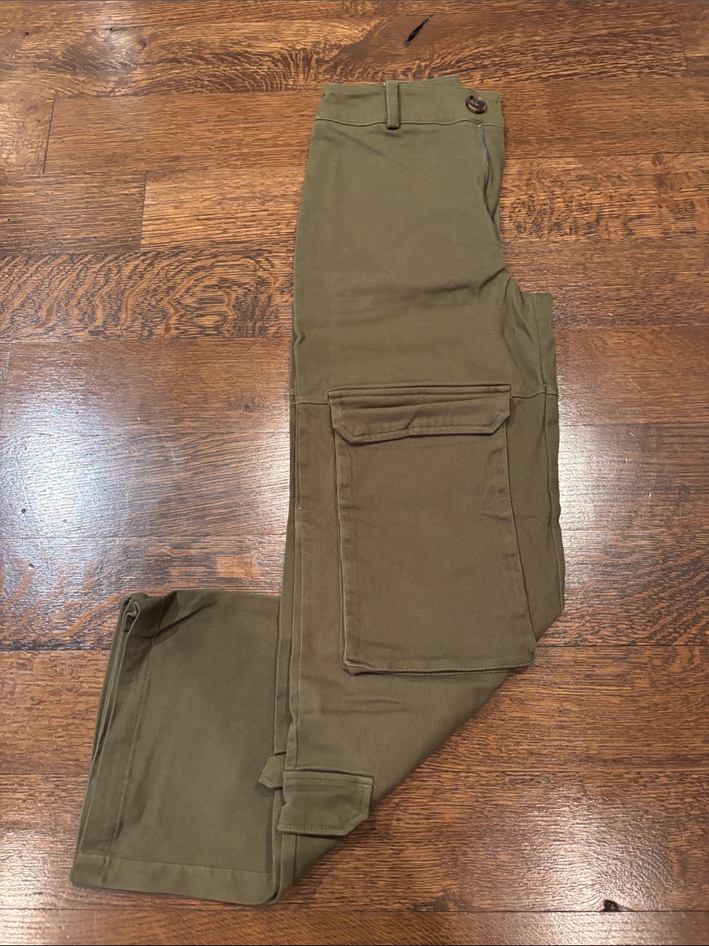 Hazel Boutique Women’s Olive Cargo Pants - Classic Utility Style Size Small